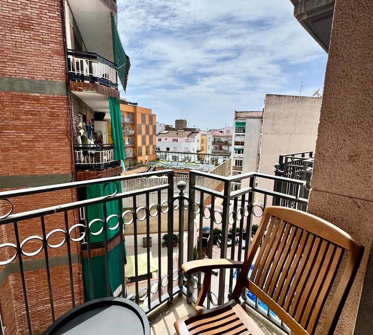 Apartment In Lloret De Mar With Pool And Parking